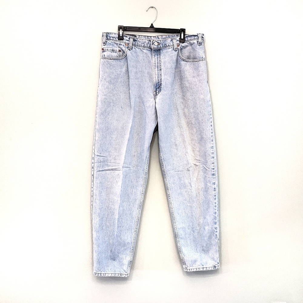 Vintage Levi's 560 38 x 32 Jeans Loose Fit Tapered Leg Light Wash